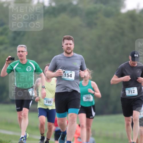 05.05.2024 - 7. Wedeler Halbmarathon H.Heesch http://msf.ph/oto/6223040 05.05.2024 11:18:57 Laufen 154, 785, 712, 362 meine-sportfotos.de