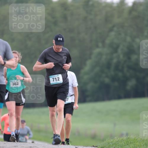 05.05.2024 - 7. Wedeler Halbmarathon H.Heesch http://msf.ph/oto/6223048 05.05.2024 11:18:58 Laufen 362, 712 meine-sportfotos.de