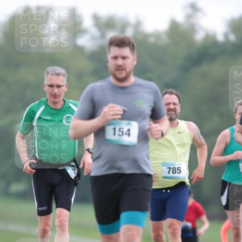 05.05.2024 - 7. Wedeler Halbmarathon H.Heesch http://msf.ph/oto/6223060 05.05.2024 11:19:00 Laufen 154, 21, 785 meine-sportfotos.de