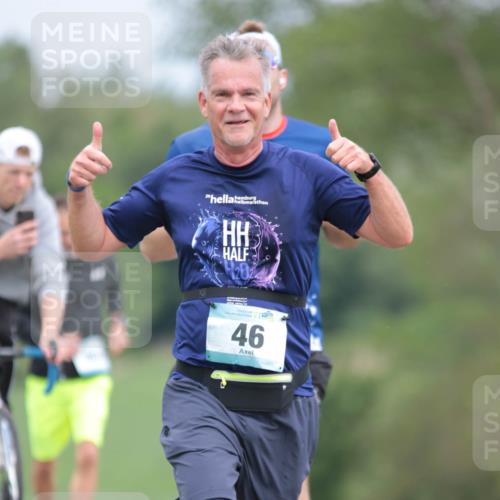 05.05.2024 - 7. Wedeler Halbmarathon H.Heesch http://msf.ph/oto/6223087 05.05.2024 11:10:50 Laufen 20, 2020, 46 meine-sportfotos.de