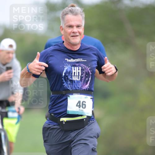 05.05.2024 - 7. Wedeler Halbmarathon H.Heesch http://msf.ph/oto/6223089 05.05.2024 11:10:50 Laufen 46 meine-sportfotos.de