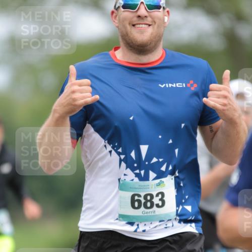 05.05.2024 - 7. Wedeler Halbmarathon H.Heesch http://msf.ph/oto/6223093 05.05.2024 11:10:52 Laufen 683 meine-sportfotos.de