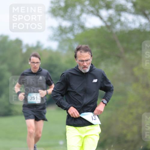 05.05.2024 - 7. Wedeler Halbmarathon H.Heesch http://msf.ph/oto/6223105 05.05.2024 11:10:54 Laufen 251, 13 meine-sportfotos.de