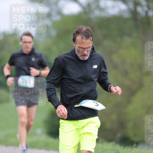 05.05.2024 - 7. Wedeler Halbmarathon H.Heesch http://msf.ph/oto/6223112 05.05.2024 11:10:55 Laufen 231, 3 meine-sportfotos.de