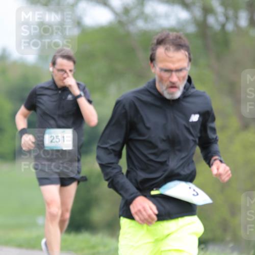 05.05.2024 - 7. Wedeler Halbmarathon H.Heesch http://msf.ph/oto/6223117 05.05.2024 11:10:55 Laufen 251 meine-sportfotos.de