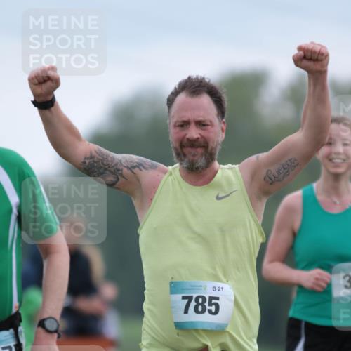 05.05.2024 - 7. Wedeler Halbmarathon H.Heesch http://msf.ph/oto/6223137 05.05.2024 11:19:05 Laufen 21, 785, 3 meine-sportfotos.de