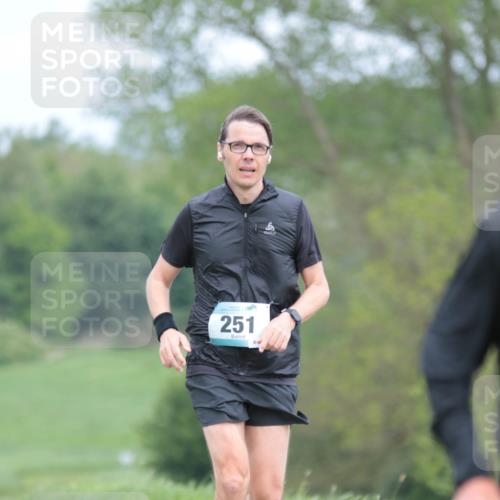 05.05.2024 - 7. Wedeler Halbmarathon H.Heesch http://msf.ph/oto/6223148 05.05.2024 11:10:56 Laufen 251 meine-sportfotos.de