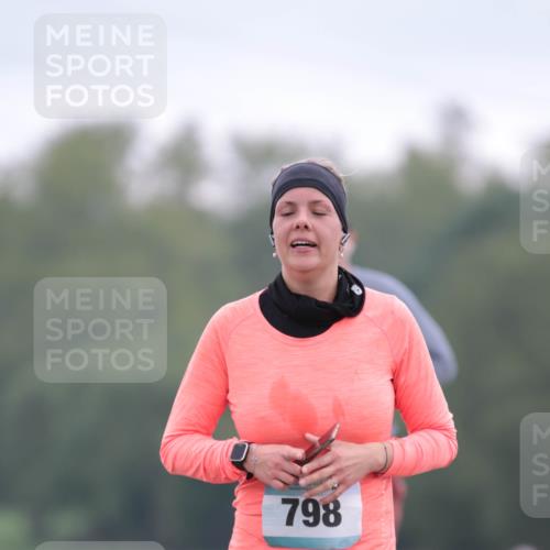 05.05.2024 - 7. Wedeler Halbmarathon H.Heesch http://msf.ph/oto/6223171 05.05.2024 11:19:11 Laufen 798 meine-sportfotos.de