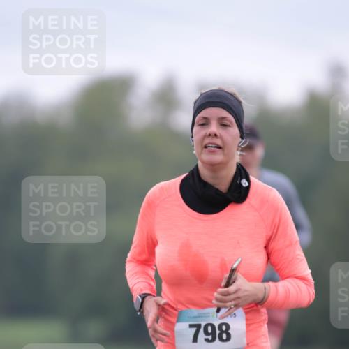 05.05.2024 - 7. Wedeler Halbmarathon H.Heesch http://msf.ph/oto/6223174 05.05.2024 11:19:11 Laufen 798, 95 meine-sportfotos.de