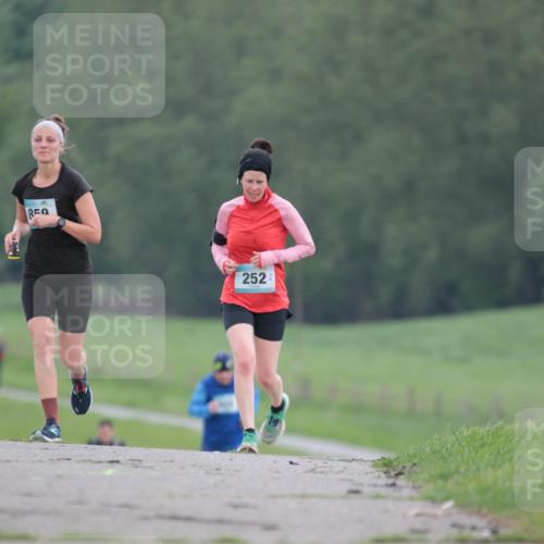 05.05.2024 - 7. Wedeler Halbmarathon H.Heesch http://msf.ph/oto/6223194 05.05.2024 11:19:14 Laufen 850, 252 meine-sportfotos.de