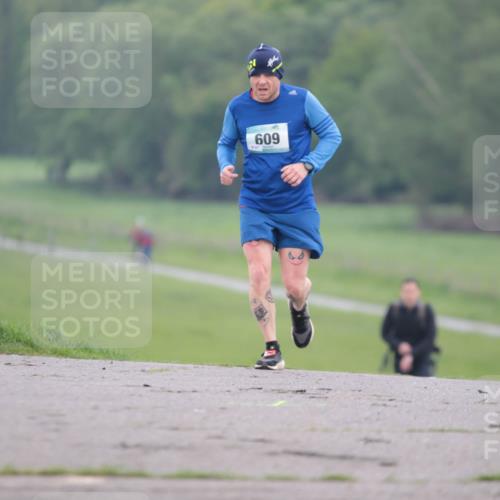 05.05.2024 - 7. Wedeler Halbmarathon H.Heesch http://msf.ph/oto/6223214 05.05.2024 11:19:24 Laufen 609, 847 meine-sportfotos.de
