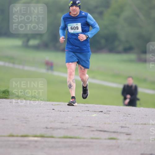 05.05.2024 - 7. Wedeler Halbmarathon H.Heesch http://msf.ph/oto/6223223 05.05.2024 11:19:24 Laufen 609 meine-sportfotos.de