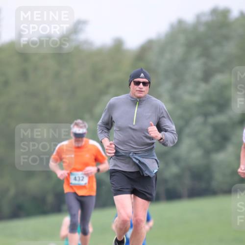 05.05.2024 - 7. Wedeler Halbmarathon H.Heesch http://msf.ph/oto/6223250 05.05.2024 11:11:15 Laufen 432 meine-sportfotos.de