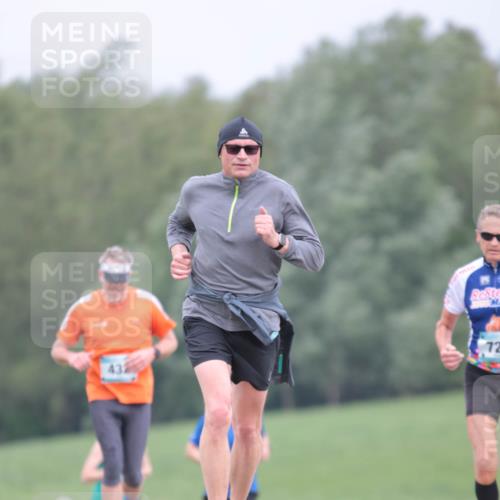 05.05.2024 - 7. Wedeler Halbmarathon H.Heesch http://msf.ph/oto/6223252 05.05.2024 11:11:15 Laufen 72 meine-sportfotos.de