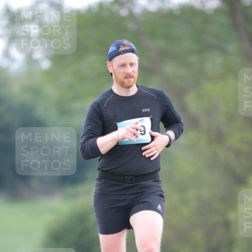 05.05.2024 - 7. Wedeler Halbmarathon H.Heesch http://msf.ph/oto/6223272 05.05.2024 11:19:41 Laufen 56, 6 meine-sportfotos.de