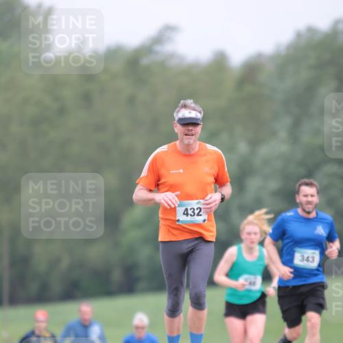 05.05.2024 - 7. Wedeler Halbmarathon H.Heesch http://msf.ph/oto/6223279 05.05.2024 11:11:18 Laufen 432, 343 meine-sportfotos.de