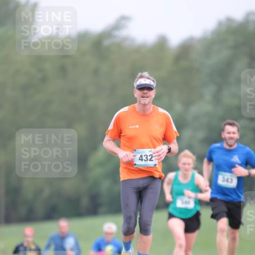 05.05.2024 - 7. Wedeler Halbmarathon H.Heesch http://msf.ph/oto/6223282 05.05.2024 11:11:18 Laufen 432, 343 meine-sportfotos.de