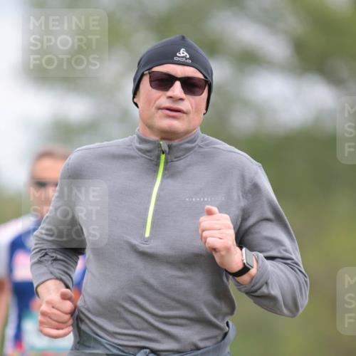 05.05.2024 - 7. Wedeler Halbmarathon H.Heesch http://msf.ph/oto/6223286 05.05.2024 11:11:20 Laufen 8 meine-sportfotos.de
