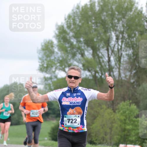 05.05.2024 - 7. Wedeler Halbmarathon H.Heesch http://msf.ph/oto/6223300 05.05.2024 11:11:22 Laufen 432, 2016, 722 meine-sportfotos.de