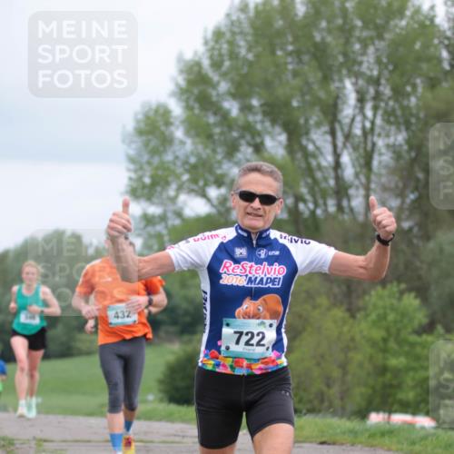 05.05.2024 - 7. Wedeler Halbmarathon H.Heesch http://msf.ph/oto/6223303 05.05.2024 11:11:22 Laufen 432, 2016, 722 meine-sportfotos.de