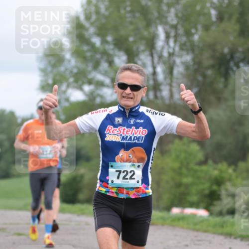 05.05.2024 - 7. Wedeler Halbmarathon H.Heesch http://msf.ph/oto/6223306 05.05.2024 11:11:23 Laufen 2016, 722 meine-sportfotos.de