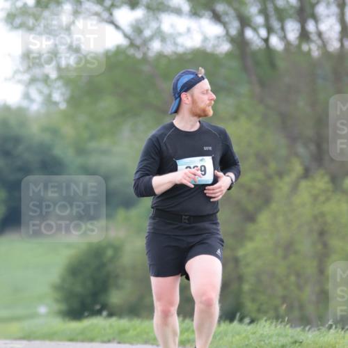 05.05.2024 - 7. Wedeler Halbmarathon H.Heesch http://msf.ph/oto/6223317 05.05.2024 11:19:41 Laufen 9 meine-sportfotos.de