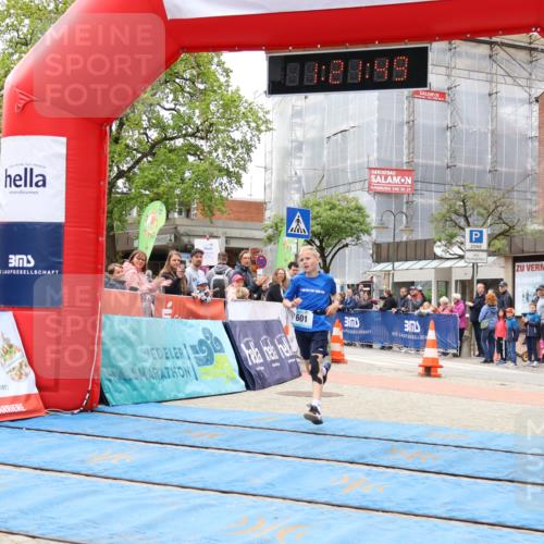 05.05.2024 - 7. Wedeler Halbmarathon Strokosch-Dieckow http://msf.ph/oto/6223335 05.05.2024 11:21:48 Ziel 601, 612, 705, 907 meine-sportfotos.de