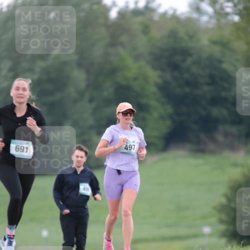 05.05.2024 - 7. Wedeler Halbmarathon H.Heesch http://msf.ph/oto/6223337 05.05.2024 11:19:48 Laufen 691, 499, 497 meine-sportfotos.de