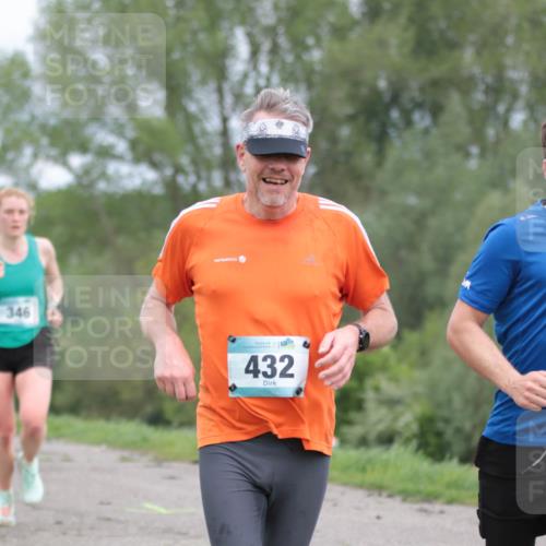 05.05.2024 - 7. Wedeler Halbmarathon H.Heesch http://msf.ph/oto/6223347 05.05.2024 11:11:26 Laufen 346, 56, 432 meine-sportfotos.de