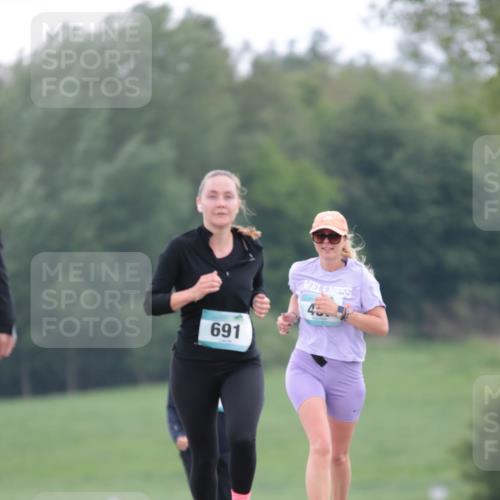 05.05.2024 - 7. Wedeler Halbmarathon H.Heesch http://msf.ph/oto/6223348 05.05.2024 11:19:49 Laufen 691, 45 meine-sportfotos.de