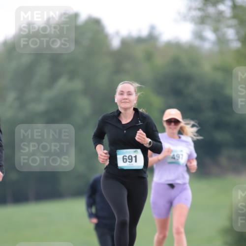 05.05.2024 - 7. Wedeler Halbmarathon H.Heesch http://msf.ph/oto/6223351 05.05.2024 11:19:49 Laufen 691, 497 meine-sportfotos.de
