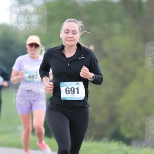 05.05.2024 - 7. Wedeler Halbmarathon H.Heesch http://msf.ph/oto/6223372 05.05.2024 11:19:53 Laufen 497, 691 meine-sportfotos.de