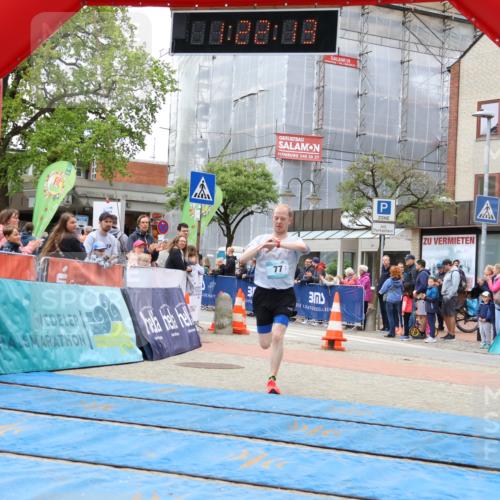 05.05.2024 - 7. Wedeler Halbmarathon Strokosch-Dieckow http://msf.ph/oto/6223402 05.05.2024 11:22:12 Ziel 77, 794 meine-sportfotos.de