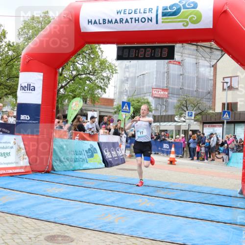 05.05.2024 - 7. Wedeler Halbmarathon Strokosch-Dieckow http://msf.ph/oto/6223421 05.05.2024 11:22:13 Ziel 77, 794 meine-sportfotos.de
