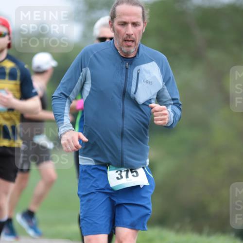 05.05.2024 - 7. Wedeler Halbmarathon H.Heesch http://msf.ph/oto/6223424 05.05.2024 11:11:32 Laufen 375 meine-sportfotos.de