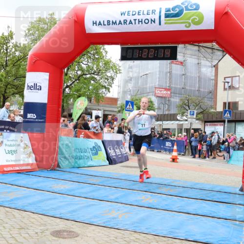 05.05.2024 - 7. Wedeler Halbmarathon Strokosch-Dieckow http://msf.ph/oto/6223426 05.05.2024 11:22:13 Ziel 77, 794 meine-sportfotos.de