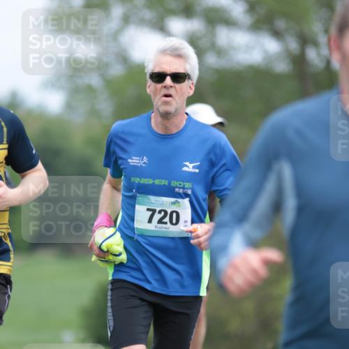 05.05.2024 - 7. Wedeler Halbmarathon H.Heesch http://msf.ph/oto/6223435 05.05.2024 11:11:34 Laufen 2016, 720 meine-sportfotos.de