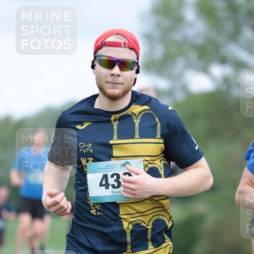 05.05.2024 - 7. Wedeler Halbmarathon H.Heesch http://msf.ph/oto/6223446 05.05.2024 11:11:36 Laufen 20, 22, 74, 43 meine-sportfotos.de