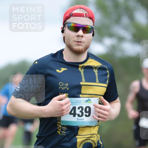 05.05.2024 - 7. Wedeler Halbmarathon H.Heesch http://msf.ph/oto/6223449 05.05.2024 11:11:36 Laufen 70, 22, 439 meine-sportfotos.de