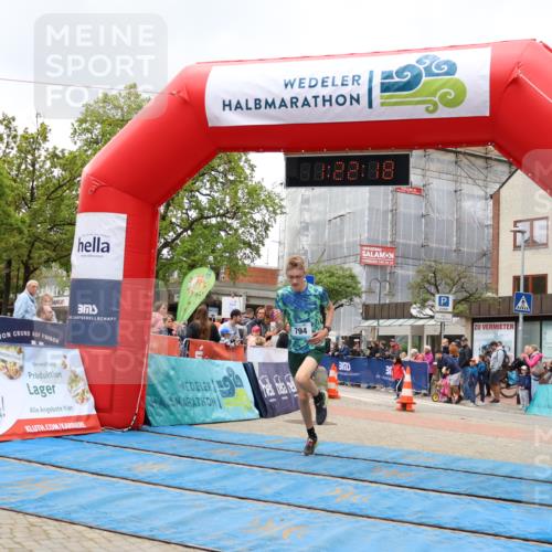 05.05.2024 - 7. Wedeler Halbmarathon Strokosch-Dieckow http://msf.ph/oto/6223450 05.05.2024 11:22:17 Ziel 794 meine-sportfotos.de