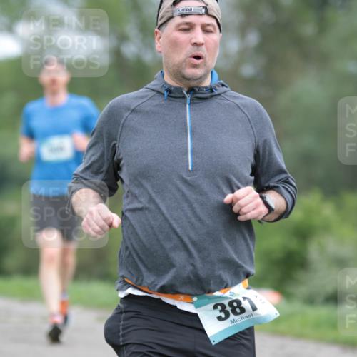 05.05.2024 - 7. Wedeler Halbmarathon H.Heesch http://msf.ph/oto/6223459 05.05.2024 11:11:38 Laufen 381 meine-sportfotos.de