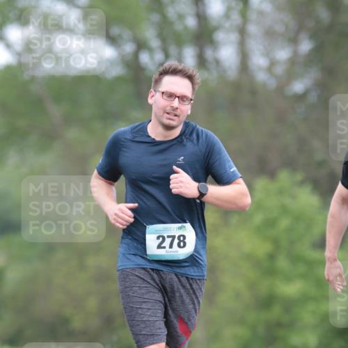 05.05.2024 - 7. Wedeler Halbmarathon H.Heesch http://msf.ph/oto/6223487 05.05.2024 11:11:45 Laufen 278 meine-sportfotos.de
