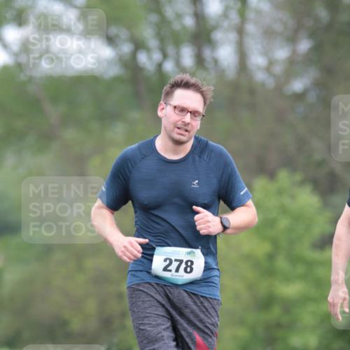 05.05.2024 - 7. Wedeler Halbmarathon H.Heesch http://msf.ph/oto/6223489 05.05.2024 11:11:46 Laufen 278 meine-sportfotos.de