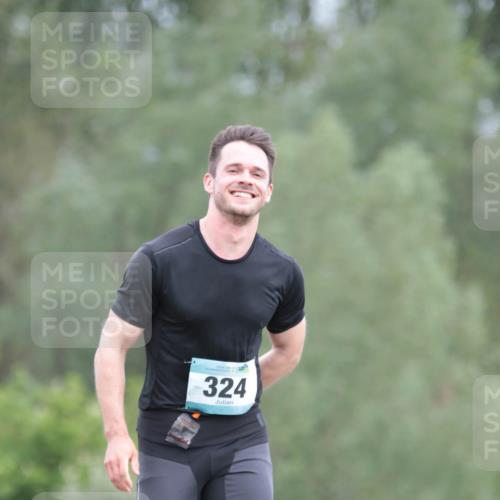05.05.2024 - 7. Wedeler Halbmarathon H.Heesch http://msf.ph/oto/6223490 05.05.2024 11:11:46 Laufen 324 meine-sportfotos.de