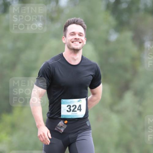05.05.2024 - 7. Wedeler Halbmarathon H.Heesch http://msf.ph/oto/6223495 05.05.2024 11:11:46 Laufen 56, 324 meine-sportfotos.de