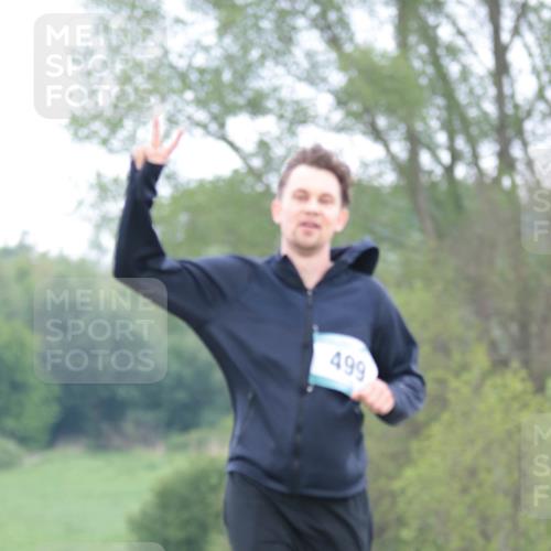 05.05.2024 - 7. Wedeler Halbmarathon H.Heesch http://msf.ph/oto/6223532 05.05.2024 11:19:59 Laufen 10, 499 meine-sportfotos.de
