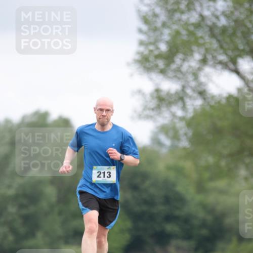 05.05.2024 - 7. Wedeler Halbmarathon H.Heesch http://msf.ph/oto/6223553 05.05.2024 11:12:40 Laufen 213 meine-sportfotos.de