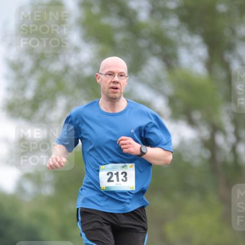 05.05.2024 - 7. Wedeler Halbmarathon H.Heesch http://msf.ph/oto/6223573 05.05.2024 11:12:42 Laufen 213 meine-sportfotos.de