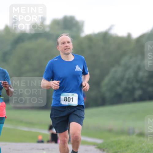 05.05.2024 - 7. Wedeler Halbmarathon H.Heesch http://msf.ph/oto/6223578 05.05.2024 11:20:09 Laufen 801 meine-sportfotos.de
