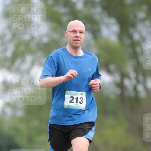 05.05.2024 - 7. Wedeler Halbmarathon H.Heesch http://msf.ph/oto/6223579 05.05.2024 11:12:43 Laufen 213 meine-sportfotos.de